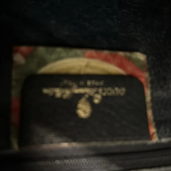 Vintage Gucci clutch - Picture 5 of 5